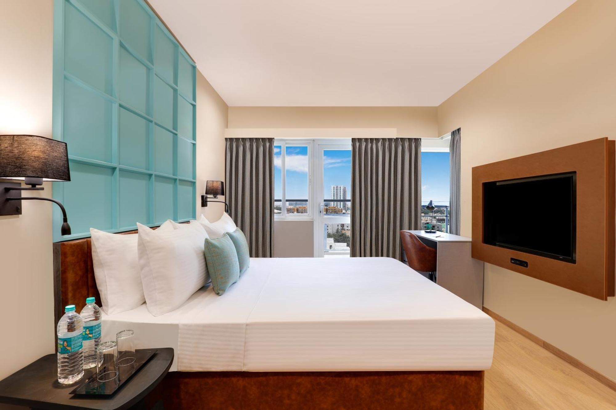 Lemon Tree Suites, Whitefield, Bengaluru Экстерьер фото