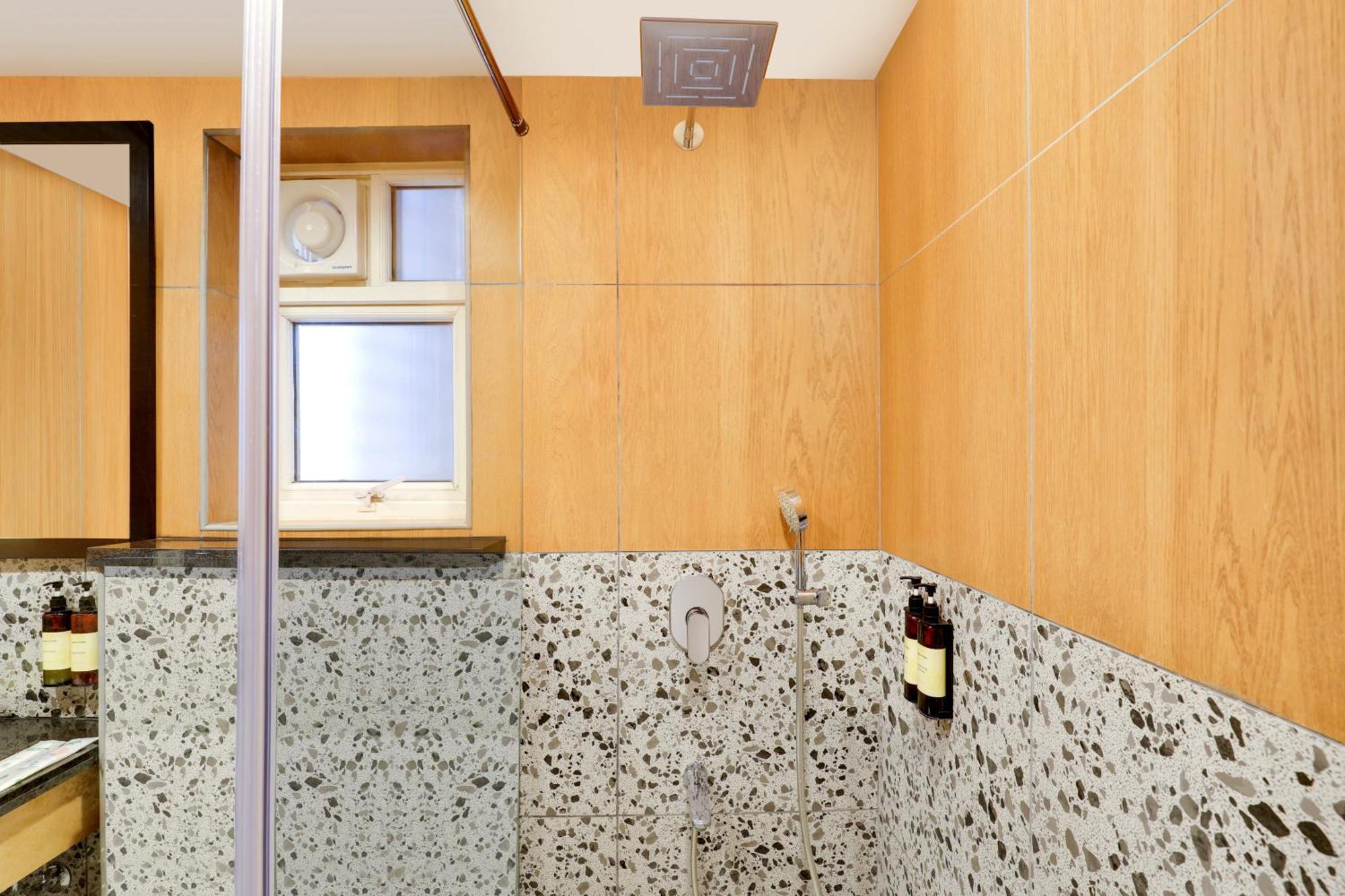 Lemon Tree Suites, Whitefield, Bengaluru Экстерьер фото