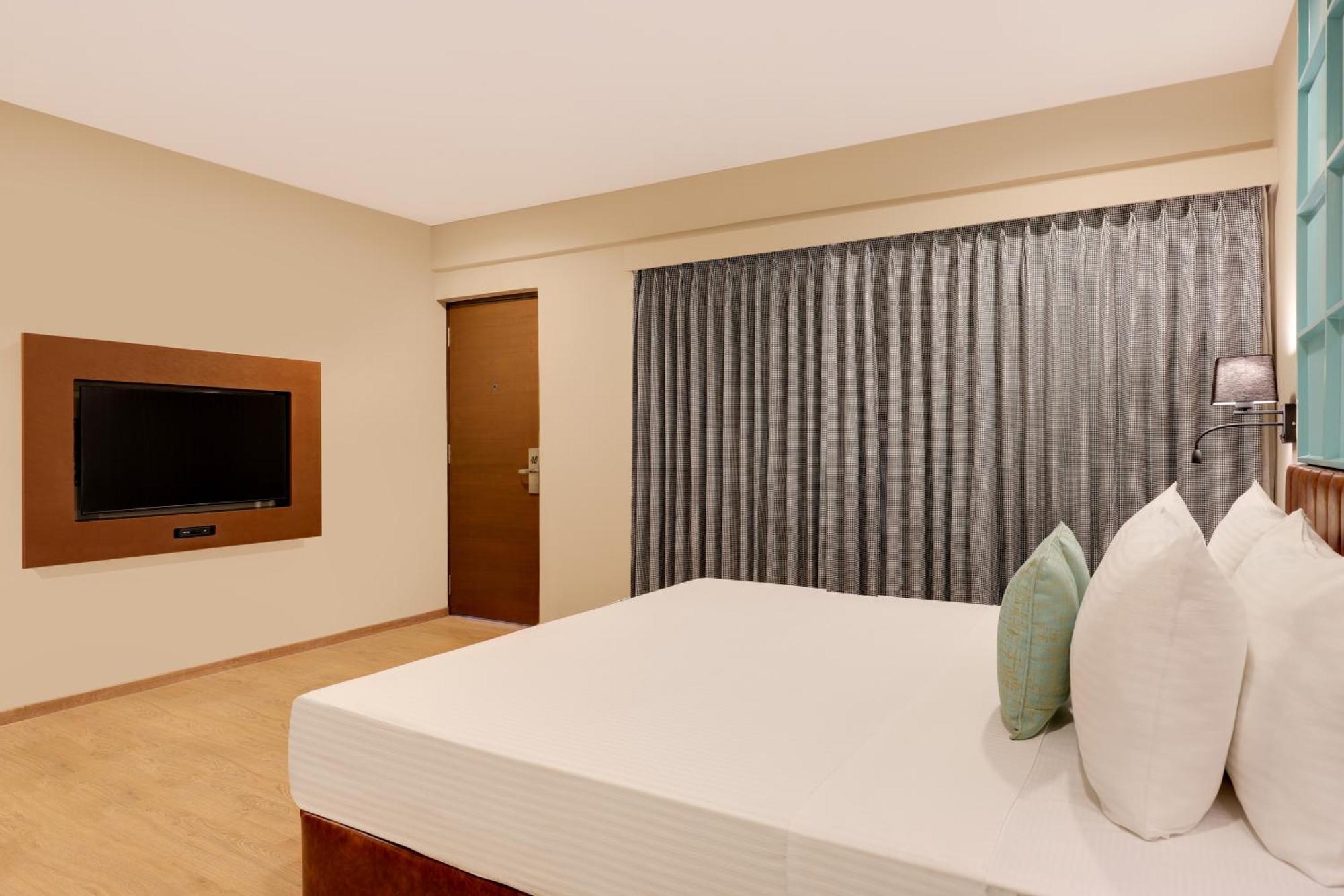 Lemon Tree Suites, Whitefield, Bengaluru Экстерьер фото