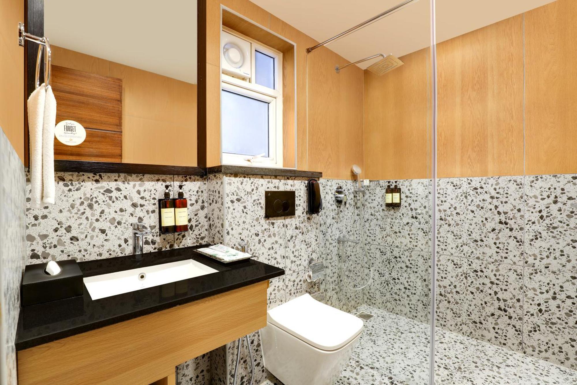 Lemon Tree Suites, Whitefield, Bengaluru Экстерьер фото