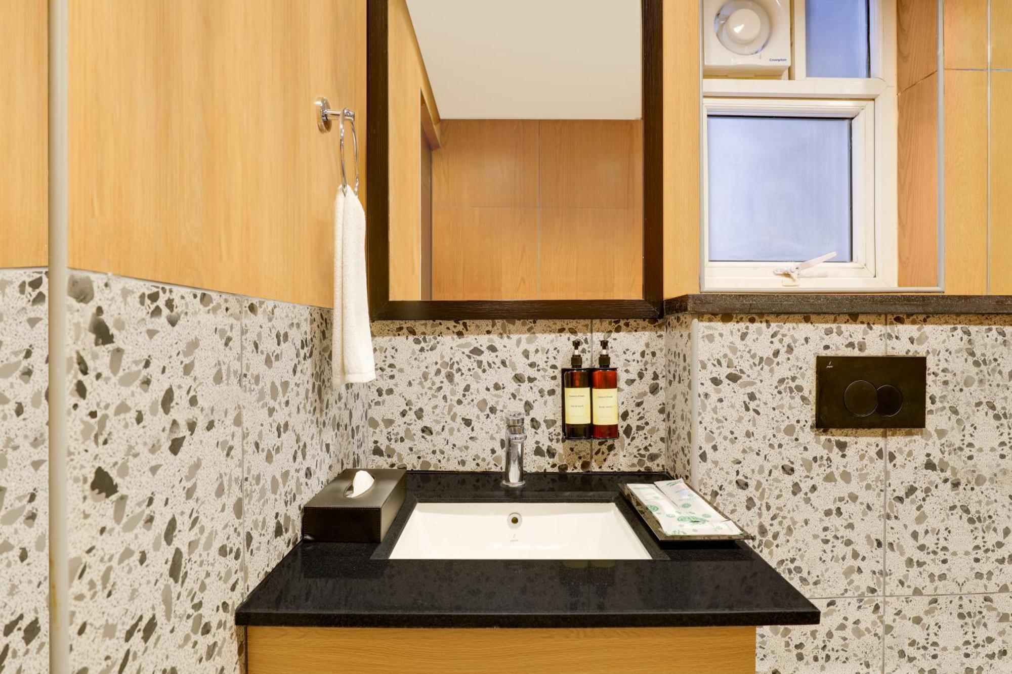 Lemon Tree Suites, Whitefield, Bengaluru Экстерьер фото
